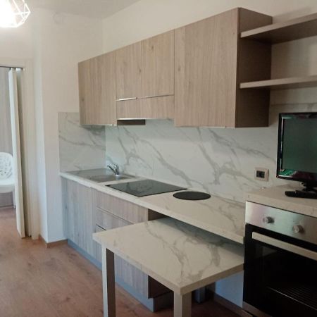 Appartamento Prima Rosa Primaluna Exteriör bild